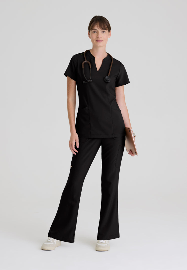 Sky Banded Neck 2-Pocket Top - Black