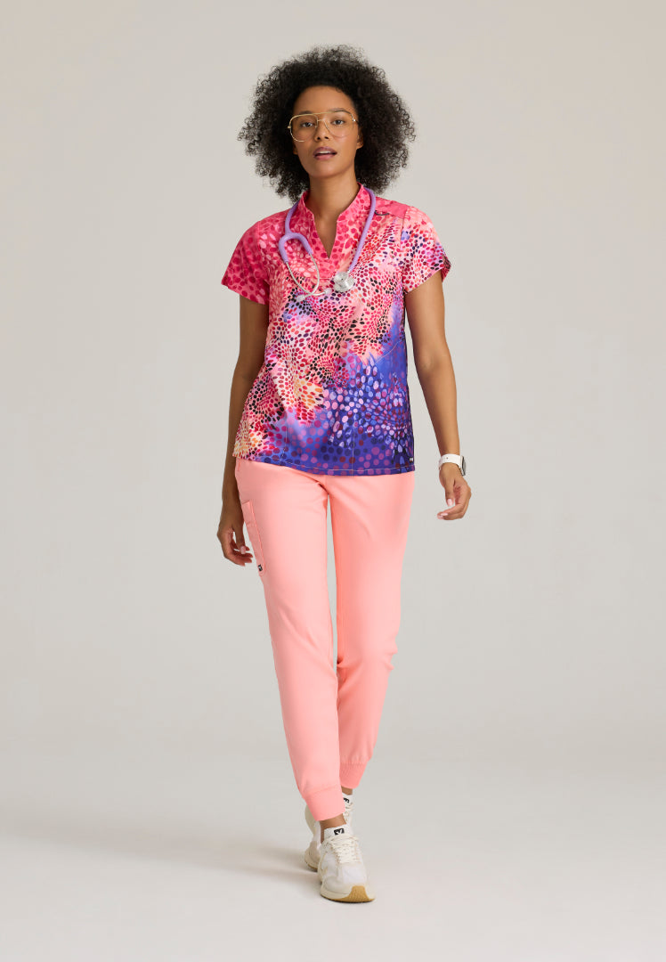 Avery 2-Pocket Scrub Top - Summer Whispers