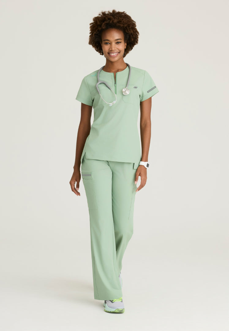 Trek Tuck-In Rounded Neck Scrub Top - Field Green