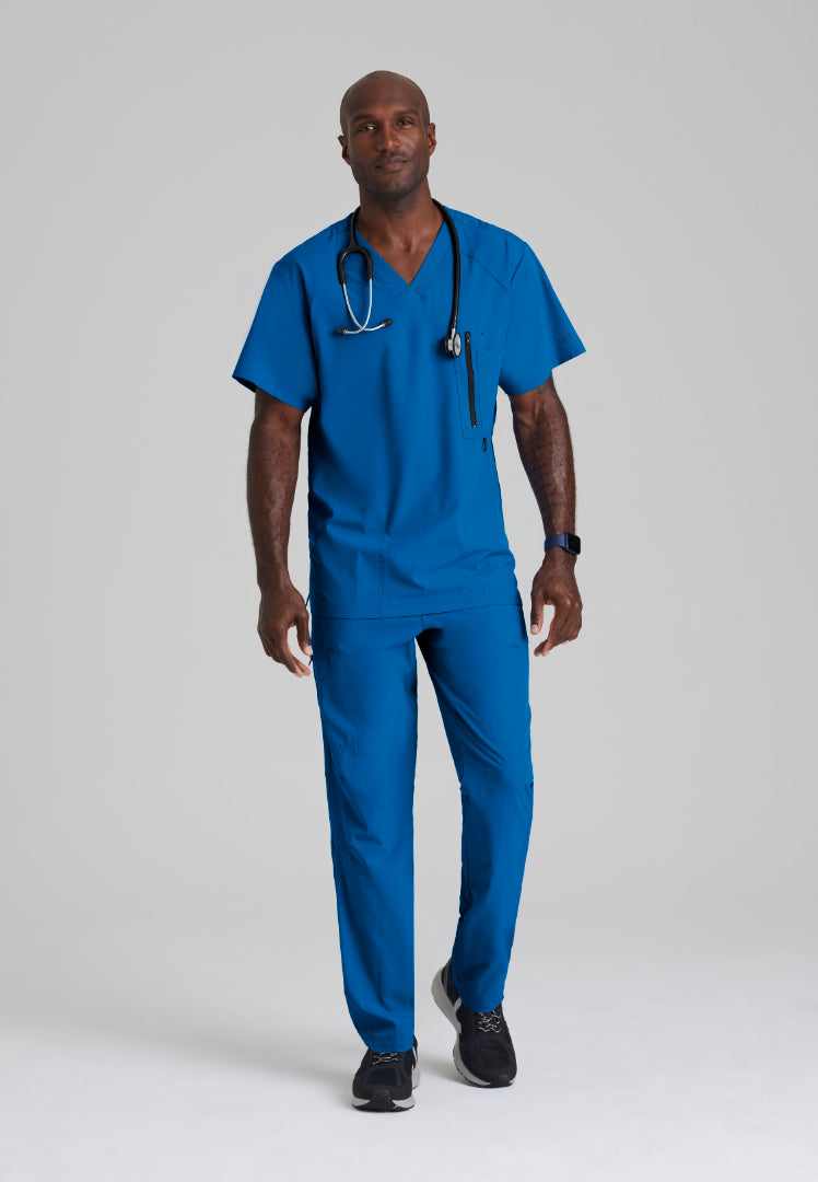 Barco One Men's Amplify 5-Pocket V-Neck Scrub Top - New Royal - The Uniform Store