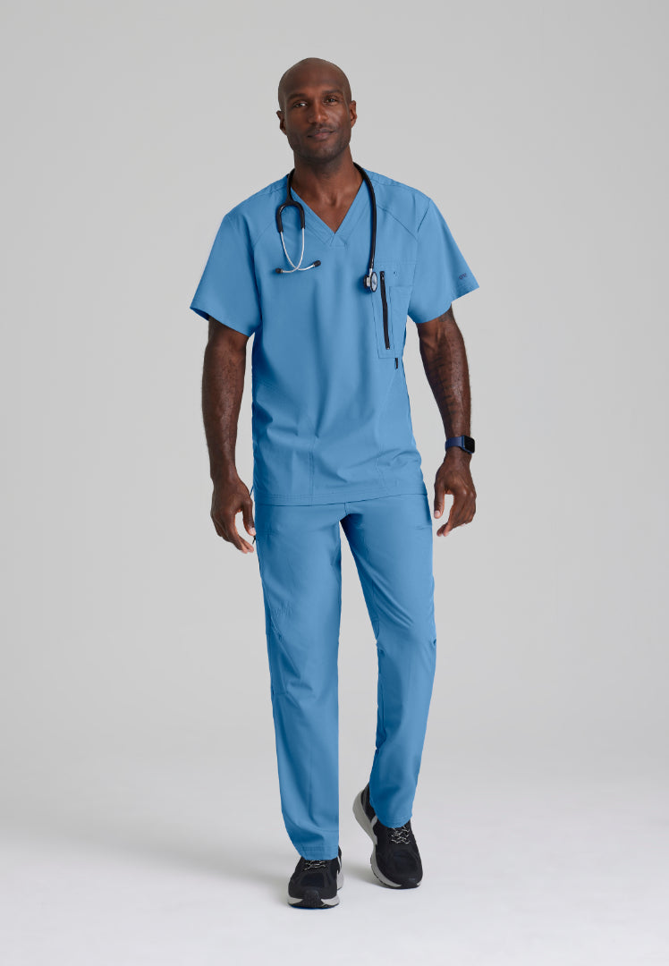 Barco One Men's Amplify 5-Pocket V-Neck Scrub Top - Ciel Blue - The Uniform Store