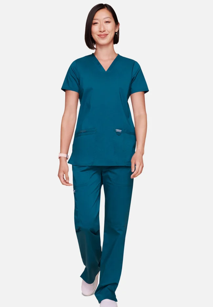 Blusa médica Cherokee Workwear Revolution 620 con cuello en V - Caribe