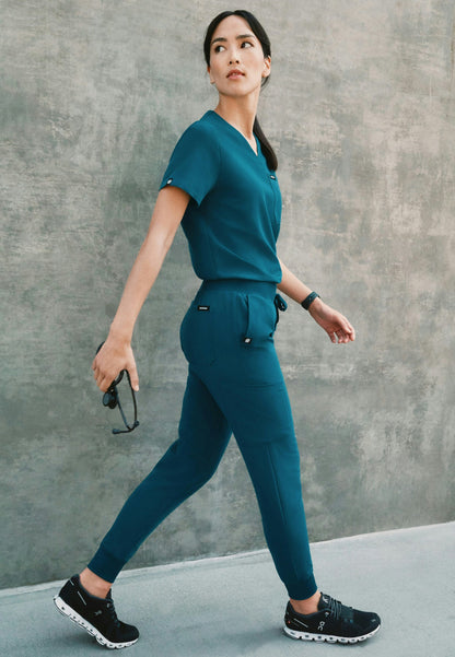 Rhena Essential 1-Pocket Scrub Top - Caribbean Blue