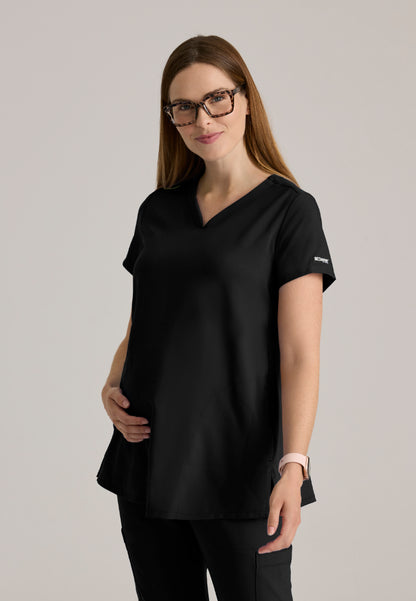 Promise 2-Pocket Maternity Top - Black
