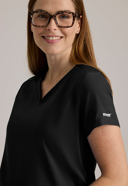 Promise 2-Pocket Maternity Top - Black