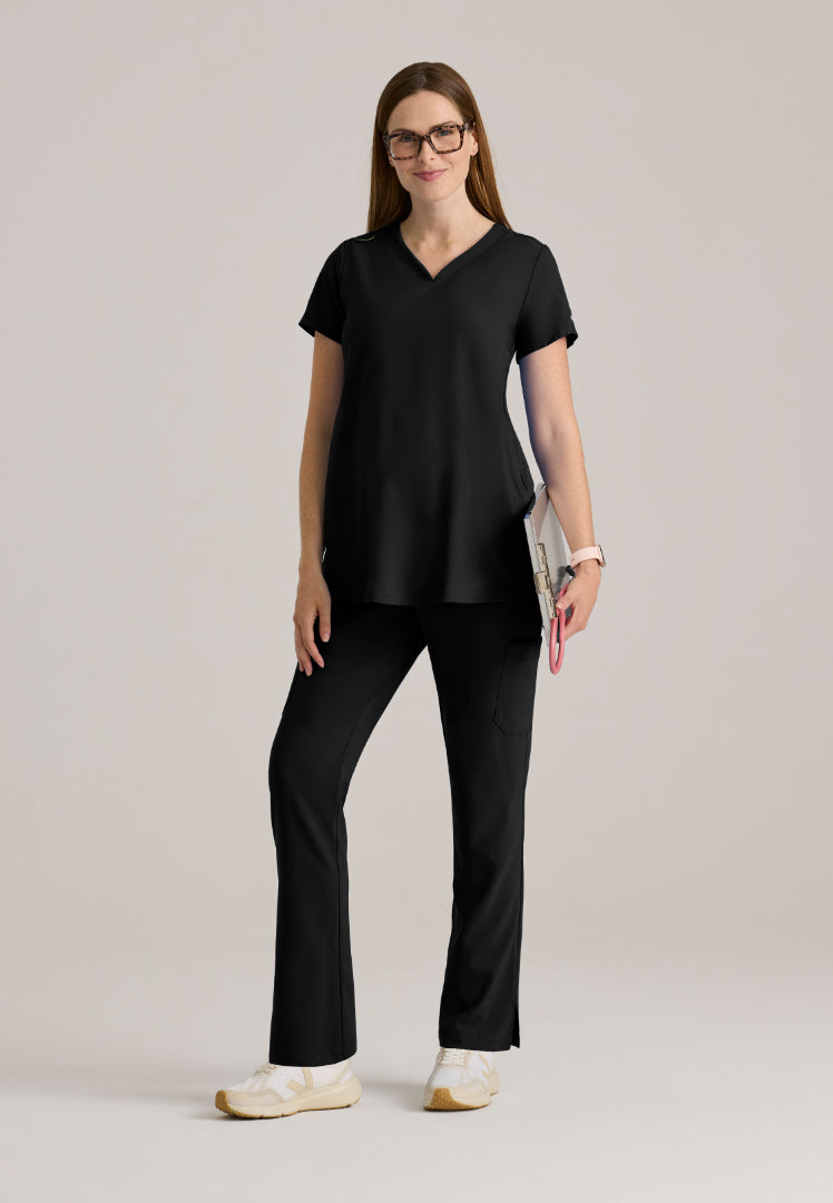 Promise 2-Pocket Maternity Top - Black