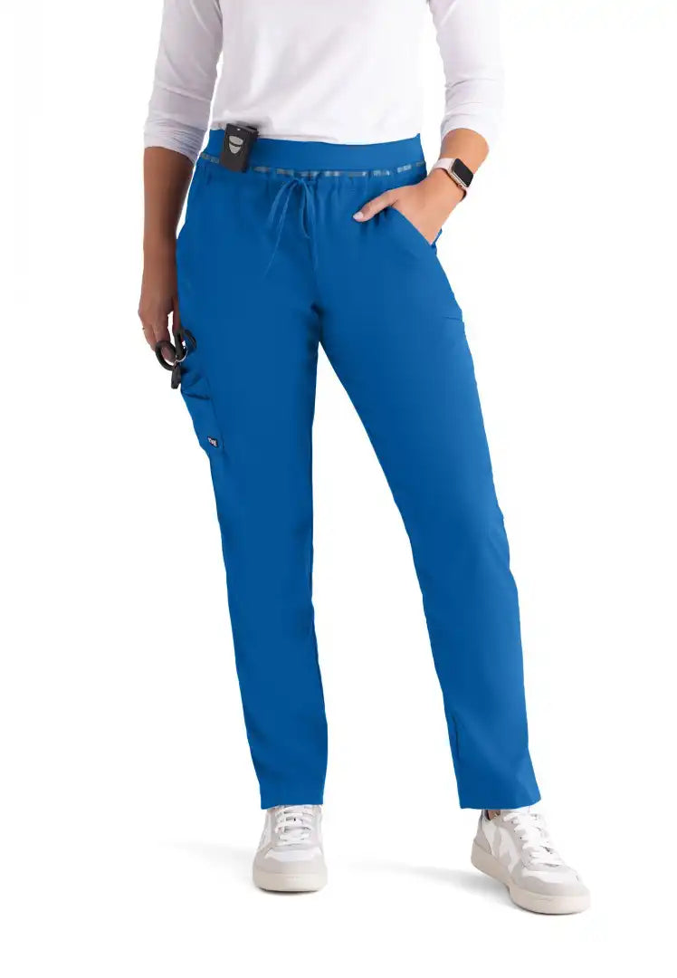 Pantalon d'uniforme médical à jambe fuselée à taille moyenne à 7 poches Serena - New Royal