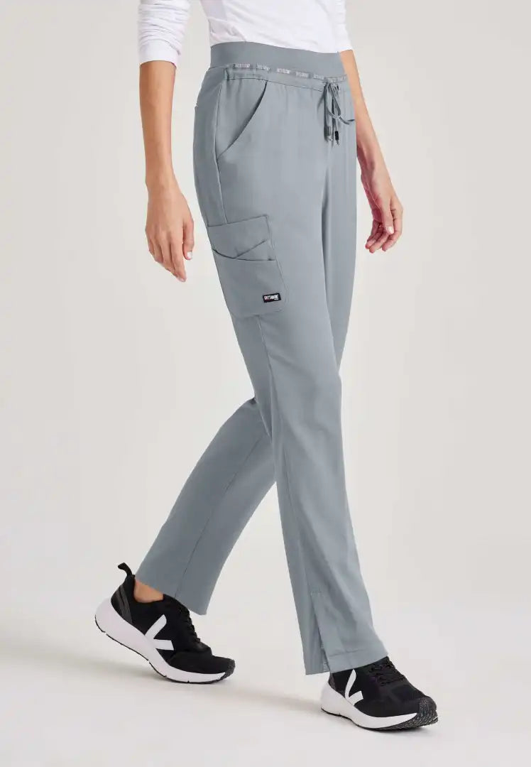 Pantalon d'uniforme médical à jambe fuselée à taille moyenne à 7 poches Serena - Moonstruck