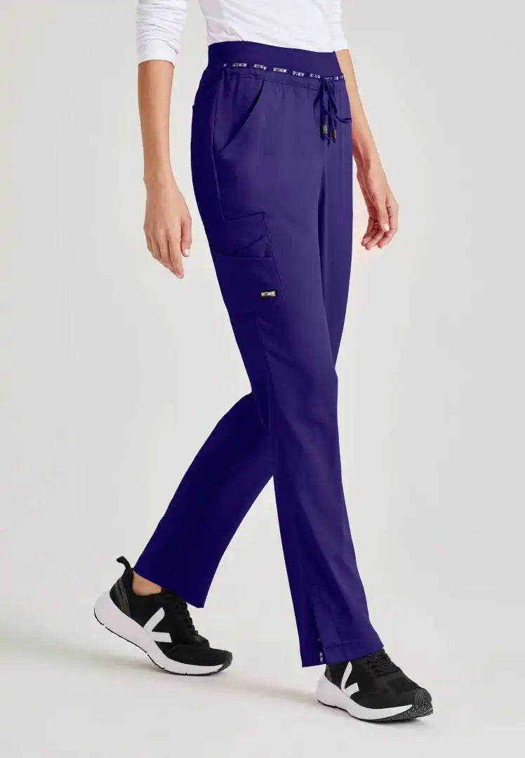 Pantalon d'uniforme médical à jambe fuselée à taille moyenne à 7 poches Serena - Brilliance