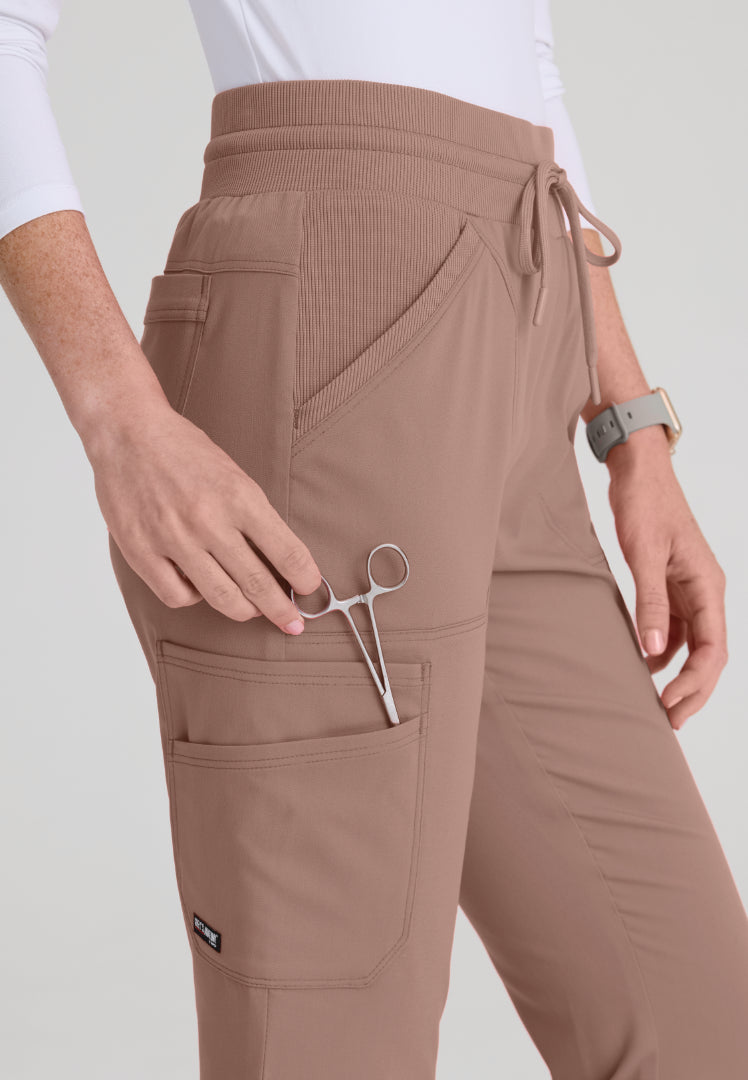 Kristi 7-Pocket Cargo Pant - Warm Mocha