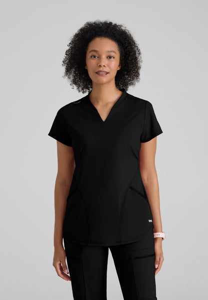 Define 2-Pocket V-Neck Top - Black
