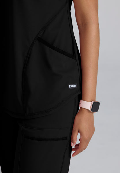 Define 2-Pocket V-Neck Top - Black