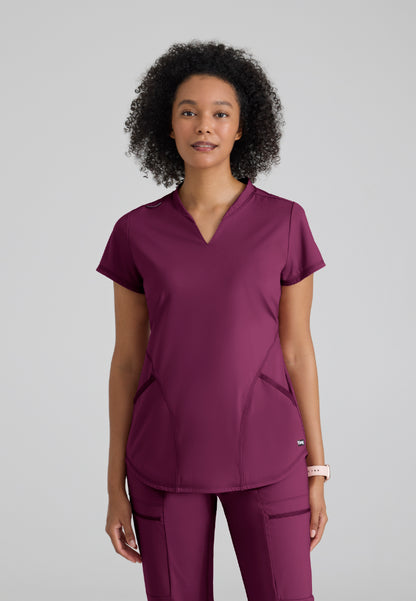 Define 2-Pocket V-Neck Top - Wine