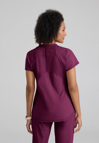 Define 2-Pocket V-Neck Top - Wine