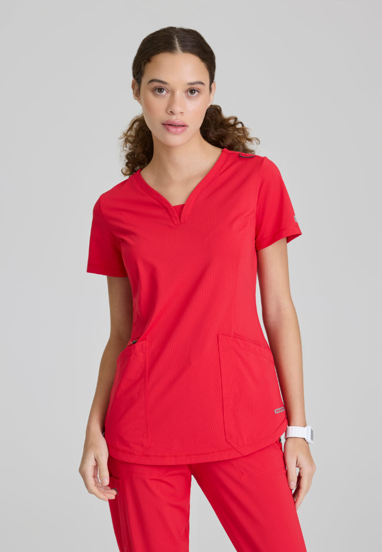 Serene 3-Pocket V-Neck Top - Hero