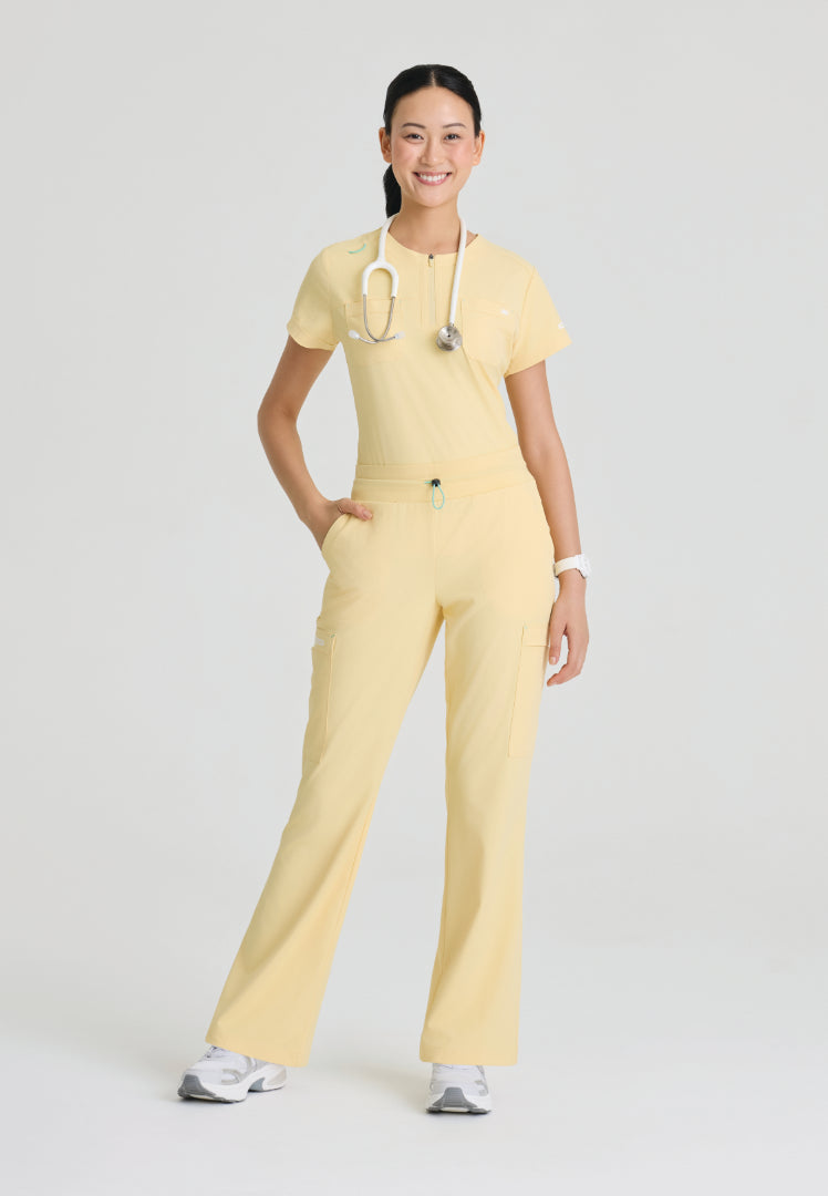 Explore 5-Pocket Flare Leg Pant - Soft Citrine