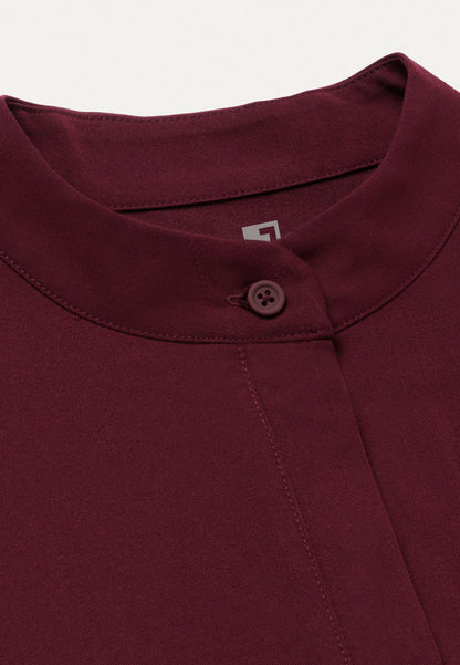 Savi Tuck-In Stand-Collar Scrub Top - Burgundy