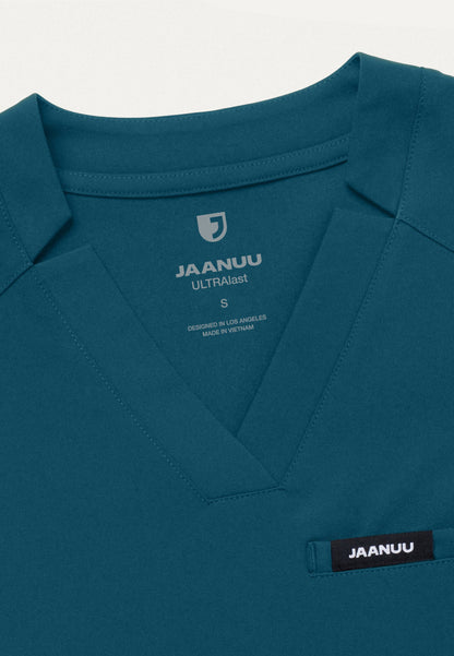 Blusa médica Helia Slim con cuello en V y muescas - Azul Caribe