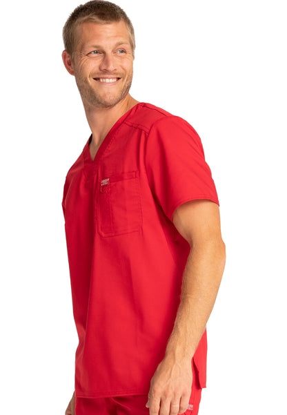 Cherokee Workwear Revolution - Camiseta de cuello en V con pliegues para hombre - Roja
